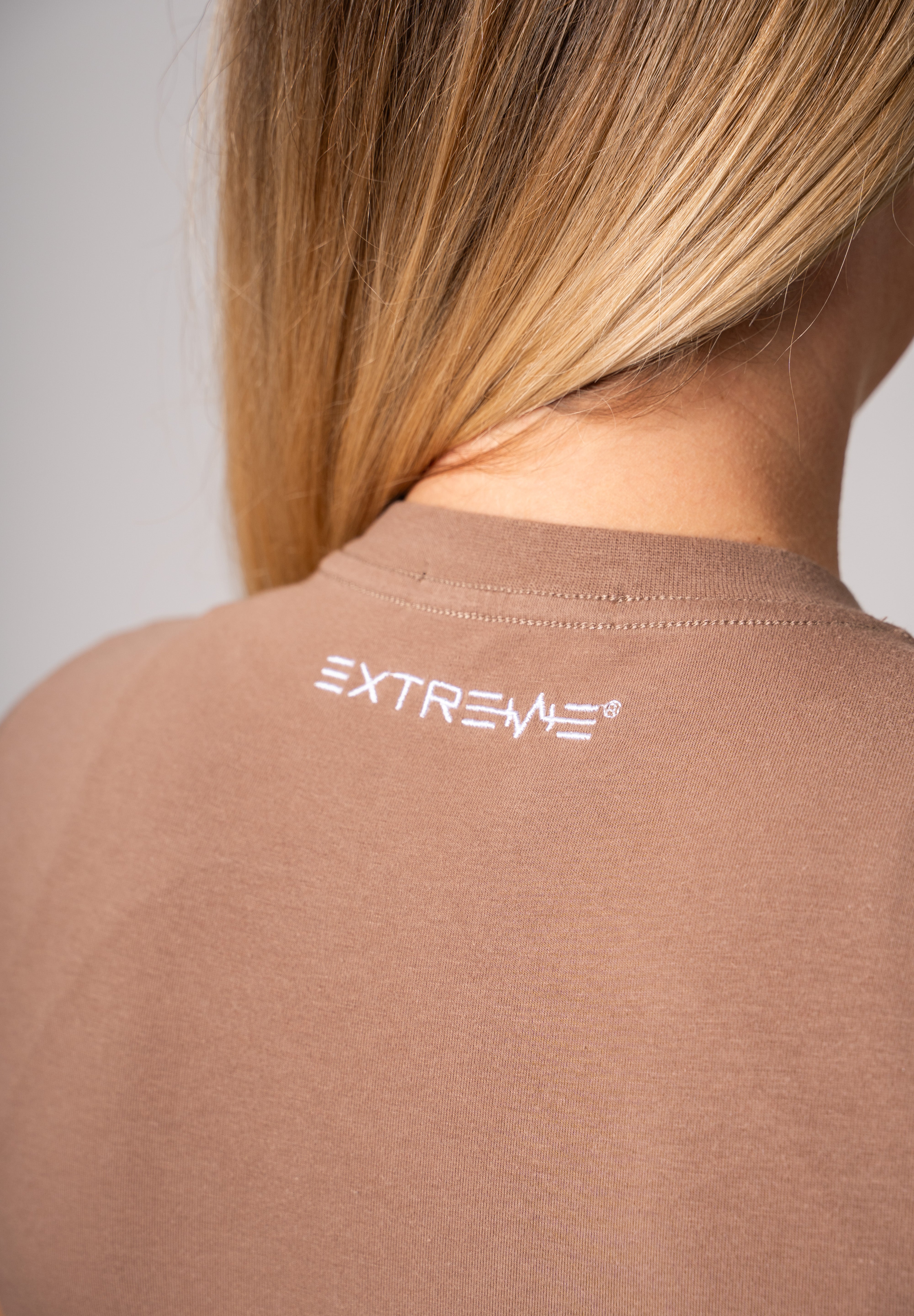 Krátké tričko hnědé Extreme Timeless